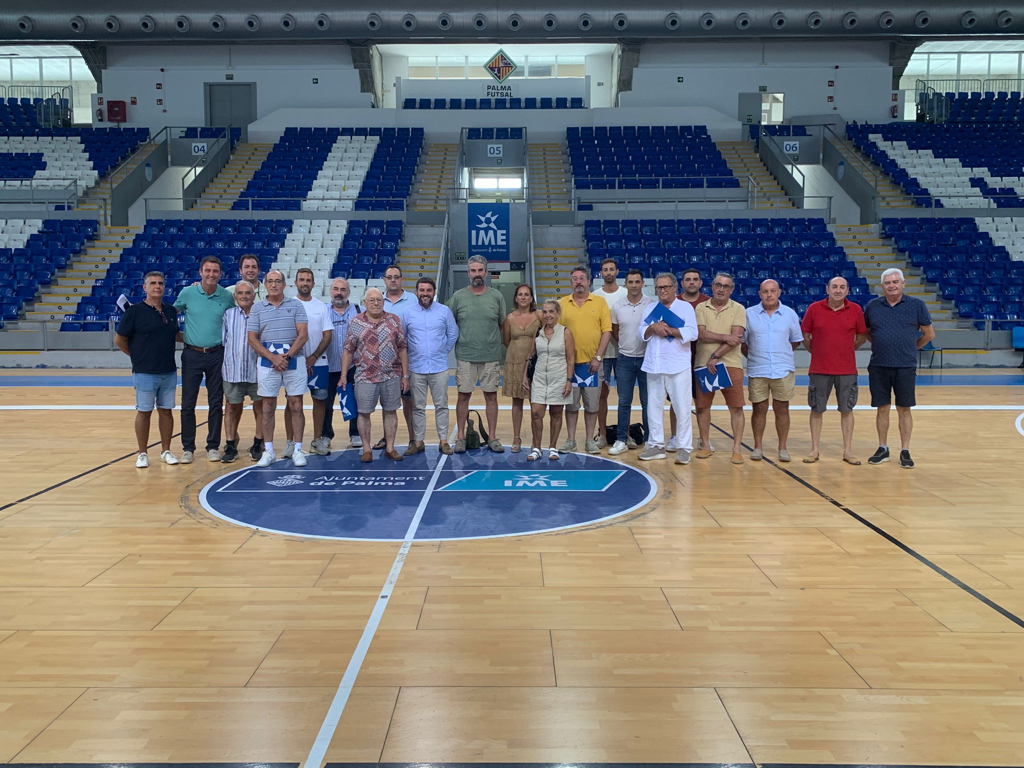 Imagen_/documents/39018/18116455/reunio-clubs.jpg/8eaa665a-2c95-7f0d-3c92-62a9b30c0fb0?t=1756384668048